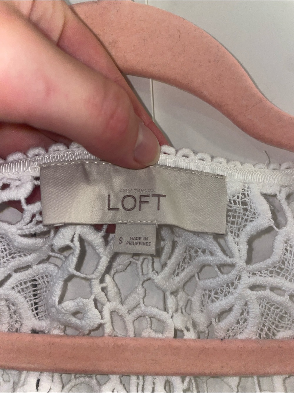 LOFT White Crochet Floral Tank Top - Picture 3 of 5
